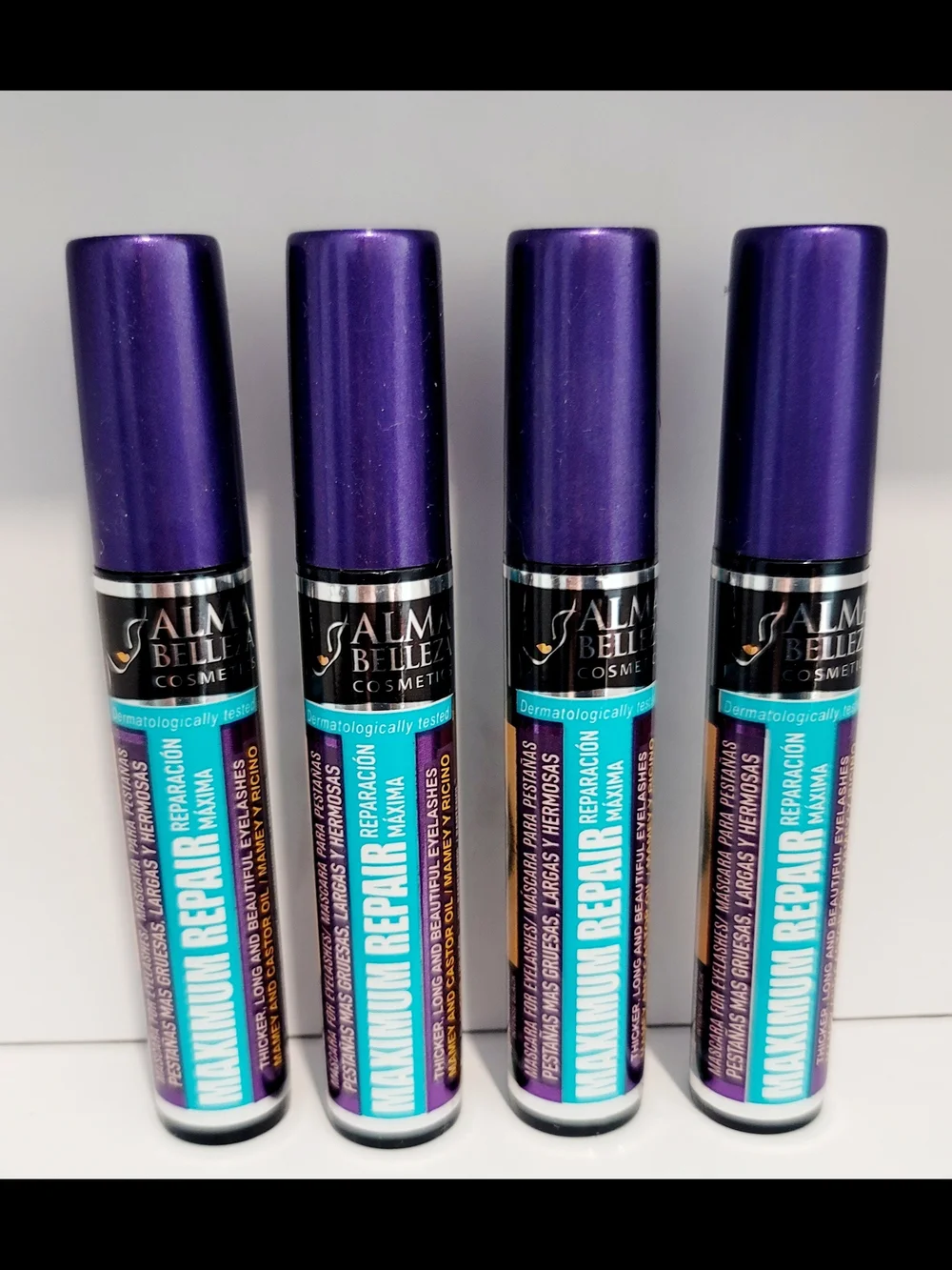 Purple-Top Lash Enhancing Mascara - Deep Black Lashes